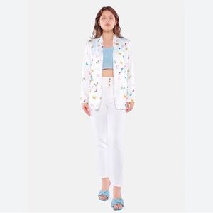 GORGEOUS One button, deep V butterfly 🦋 Blazer